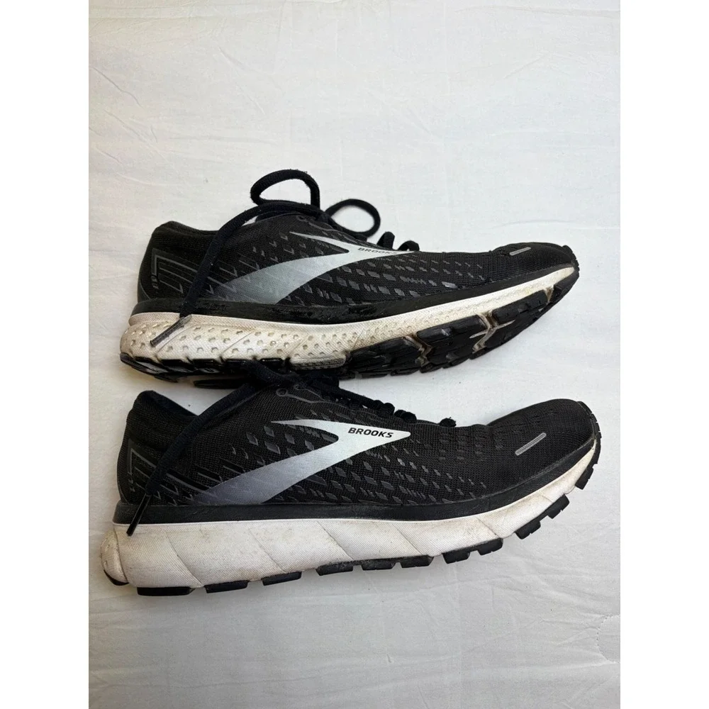Brooks Ghost 13~ Womens  8M~Black Athletic Running Shoes Sneaker Cushion Neutral
